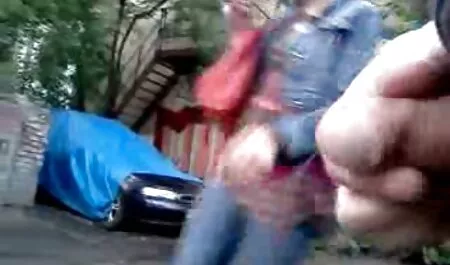 ベッドの上で、剃らない男、フェラチオ後に二人の女の子をクソ えろ 動画 女性 用