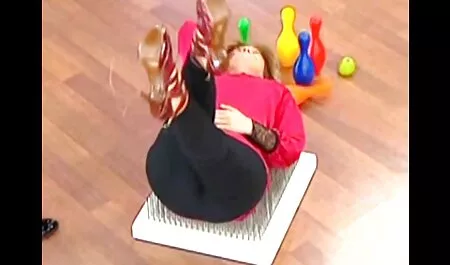 詐欺師は、彼の愛人の口にペニスを挿入し、彼女の猫に女の子のお尻を炒める 女性 向け アダルト サイト