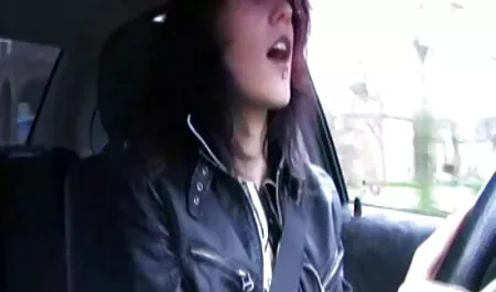 リビングルームでスコット爪をからかうライリースティール 女の子 用 無料 エロ 動画