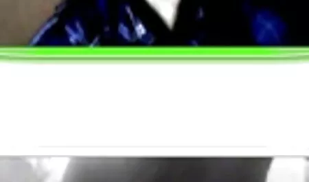 女の子とともにメガネと巨乳ください男 えろ 女の子 用