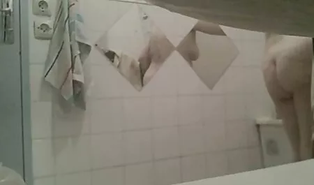 成熟した幅に乗って暗緑色の肛門ディルドのカーペット 女子 向け えろ