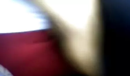 Bustyお母さんは人に深いフェラチオを床に与えます えろ どう が 女 向け