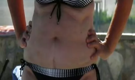 若い女の子彼の妹とともにaディルドで彼女のL. アダルト 女性 用 動画