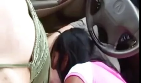 Naomi 女性 用 無料 エロ 動画 woodsとKarla Kashはベッドの上でniggaにフェラチオを与える