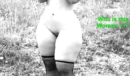 ホテルの部屋でダブルの浸透を楽しみながら優しくうめき声の若い人形 アダルト 動画 女性 用