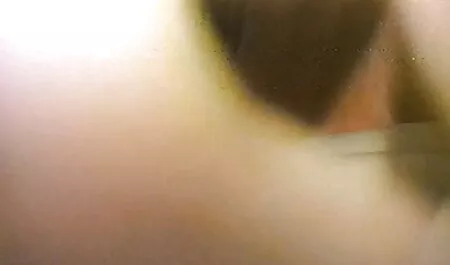 ロシアslut エロ 女 用 Arwen金楽しい二つの男