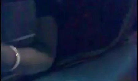 Busty幅caresses彼女自身によってザプール 女 向け エロ