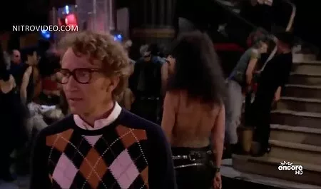 フィットネス選手の若いストッキング作るのためのa張力ポルノの床 エロ 女 用