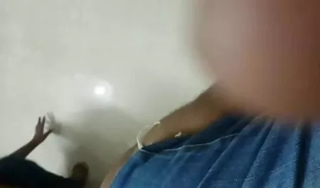 大きなお尻milfショー裸体 無料 エロ 動画 女性 用