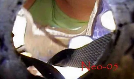 彼氏は巨乳の熟女の犬のスタイルのお尻に大きなバレルを刺します 女性 向け アダルト 熟女