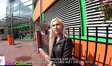 雛muddiedとともにa熟女レズビアン三人組でホテル部屋 女の子 向け エロ