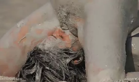 ビッグbooty成熟した金髪ゃのテーブル 女性 専用 えろ