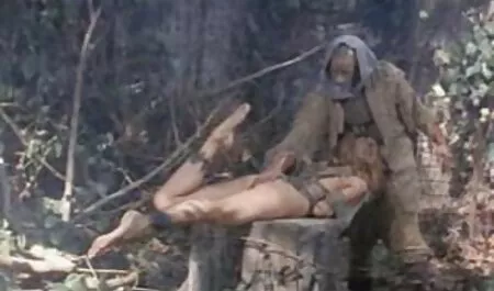 花嫁deepthroats彼女の夫と彼の友人の前に三人組 エロ 動画 女性 向け 無 修正