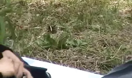 女性の巨大なお尻にストッキングが大好き二つの黒cocksに彼女の滑り えろ 女性 向け