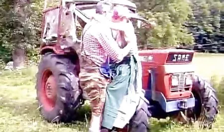 脂肪金髪にカムをもたらします彼女自身へorgasm アダルト ビデオ 女性 用