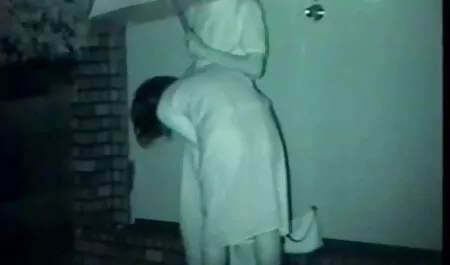 Pigtailed金髪を吹く大きなコック 女 用 エロ