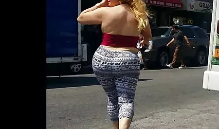 金髪Milfと大きなおっぱいは性別と若い友人 女性 用 の エロ 動画