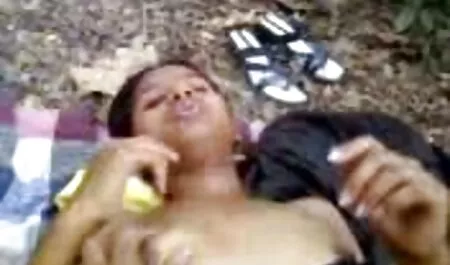 ストリッパーと偽のおっぱい給油アップと与えるへ顧客 女性 用 エロ 動画