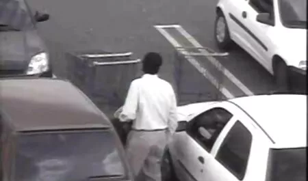 ロシアの男は、コルセットとストッキングで成熟した女性のお尻をコックを引き上げる 女性 用 アダルト 無 修正