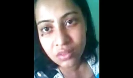 男は革のソファの上に若い男に精液を注ぐ 女性 向け アダルト サイト