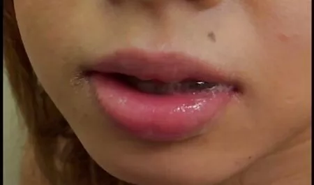 美fucks性機の黒のソファ えろ 動画 女性 用