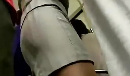 若い雌牛の存在下でお尻に貪欲なお母さんファック アダルト ビデオ 女性 用