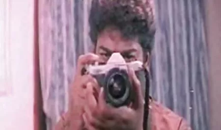 彼女のピンクのパンティーをオフに黒のトップに熟女と彼女の指で彼女の猫を自慰行為をします 無料 女性 用 アダルト