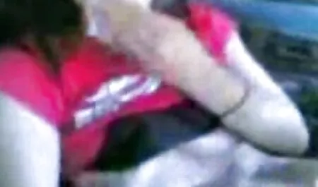 友人は、マッサージテーブルの上に両方の穴に金髪を犯しました じょせい の ため の えろ