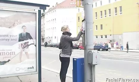 男は口の中で彼の妻と彼の妹のお尻に巨大なディルドを挿入します 女 用 アダルト 動画