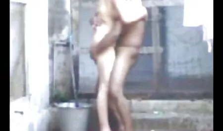 若い男fucks彼のガールフレンドにコンドーム 女 向け えろ