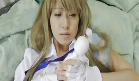 幅の姉妹のお尻のベッドとディルド エロ 女性 向け