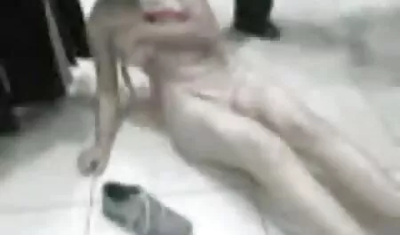 クリームにまみれたクリーニングと完全な毛の商品にリッピング アダルト 女子 向け