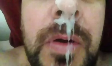 カメラのhakhalyaフロントのコックをオフにけいれんイタリアの女の子と彼女の顔に兼を取得します 女の子 向け エロ